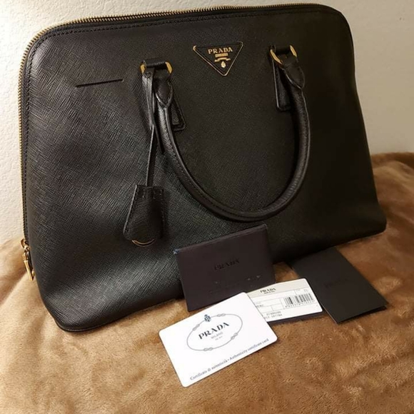 Prada Saffiano Lux Nero - Picture 2 of 10